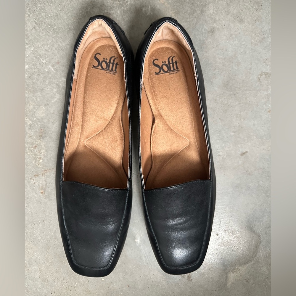 Sofft loafers size 9